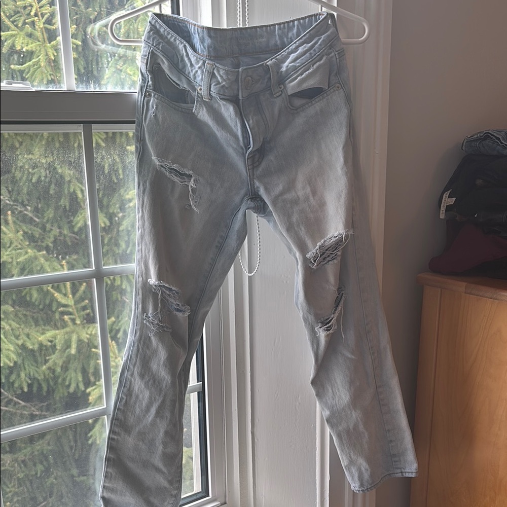 American Eagle Outfitters Light Blue Boy Crop Jeans